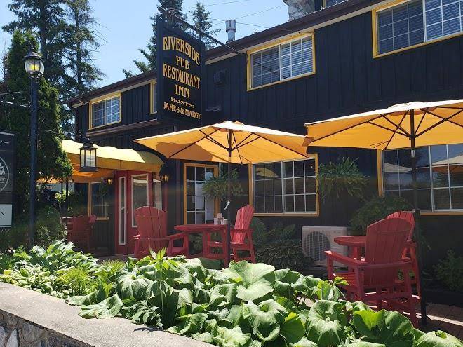 Riverside inn