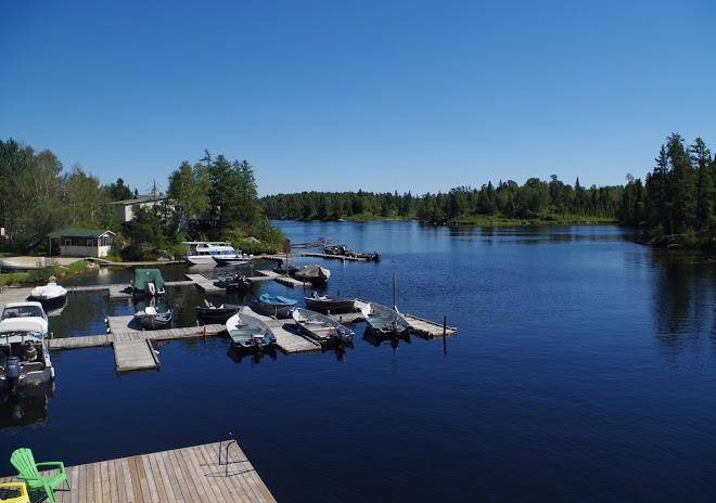 Dogtooth lake resort