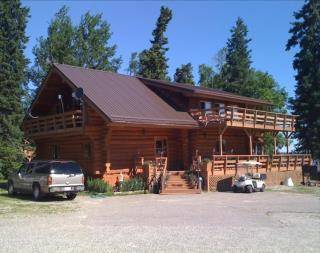 Whitewing resort and floating lodges