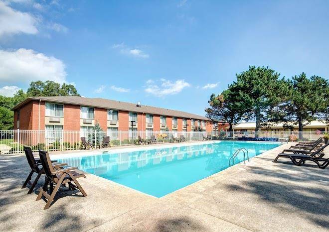 Best western plus guildwood inn