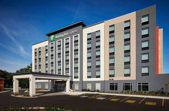 Holiday inn express sarnia point edward
