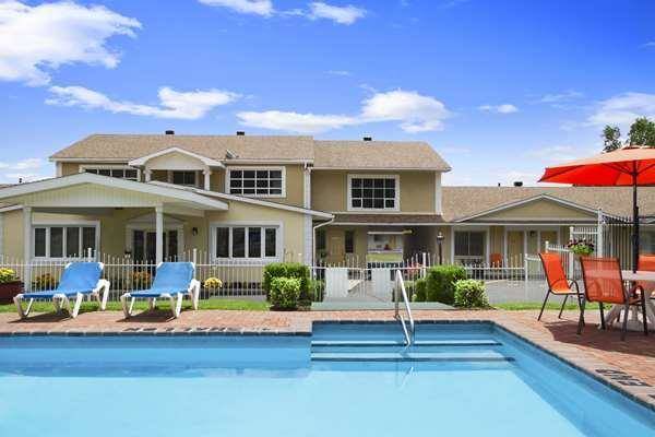 Super 8 by wyndham brockville