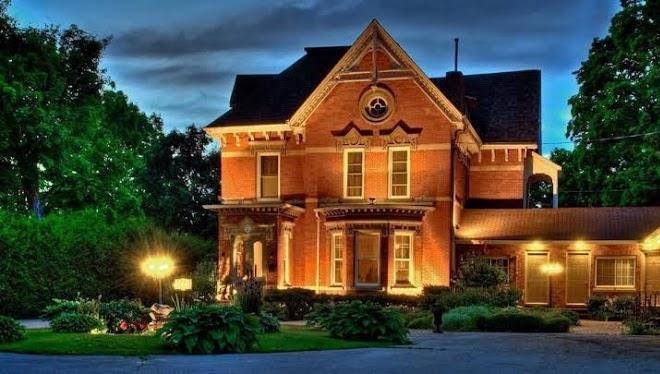 The woodview inn