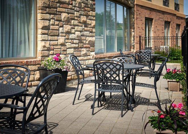Holiday inn express & suites huntsville muskoka