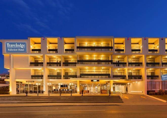 Travelodge by Wyndham Niagara Falls Fallsview