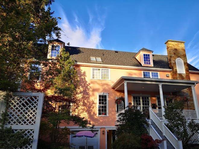 Simcoe manor country inn