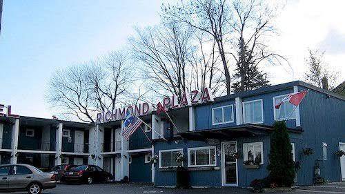 Richmond plaza motel