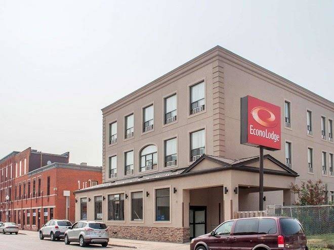 Econo lodge woodstock