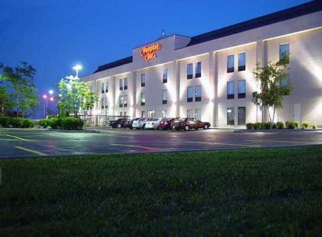 Country inn & suites by radisson toronto mississauga on