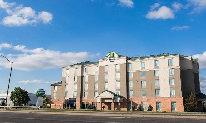 Holiday Inn Express & Suites Brampton Image
