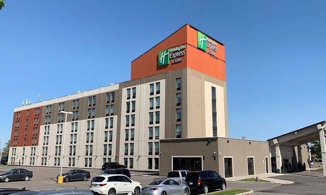 Holiday inn express & suites toronto airport west