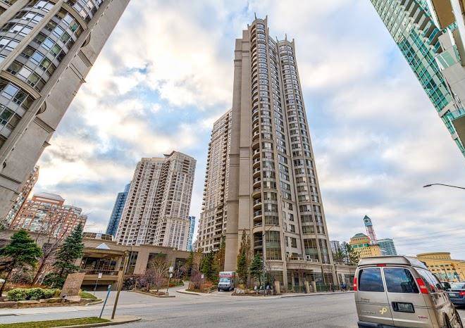 Pelicanstay at square one mall