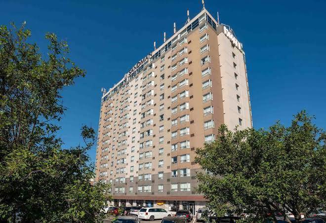 Sandman Signature Mississauga Hotel Image