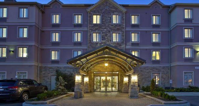 Executive Residency By Best Western Toronto Mississauga Image