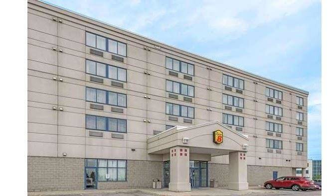 Super 8 by wyndham mississauga