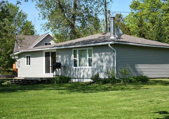 Pigeon lake resort