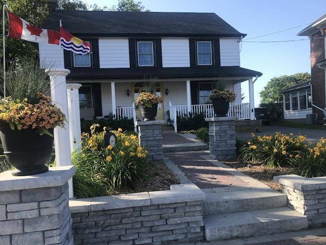 Loyalist landing b&b suites
