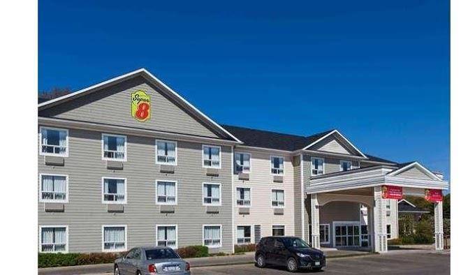 Super 8 by wyndham midland