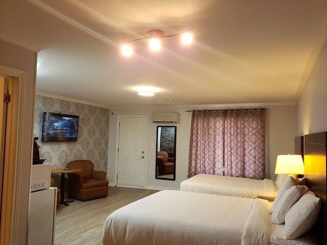 Regency inn & suites