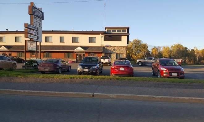 Kakabeka falls motor hotel