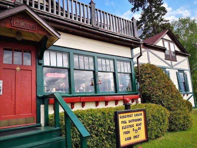 Rossport inn and cabins