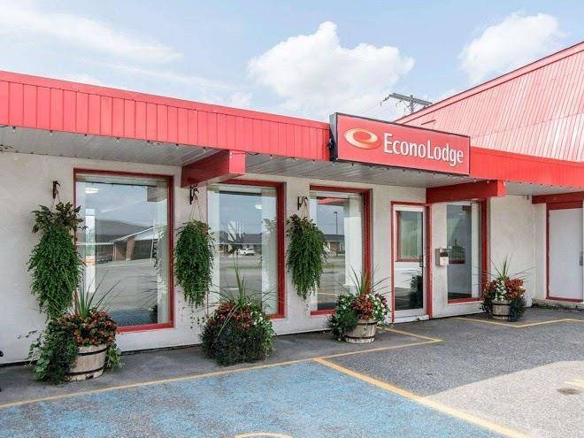 Econo lodge New Liskeard