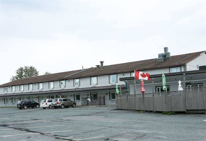 Super 8 by wyndham kirkland lake
