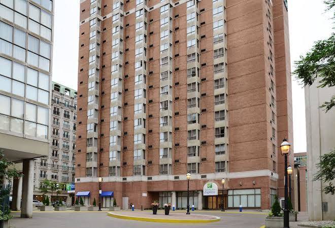 Holiday inn express toronto downtown