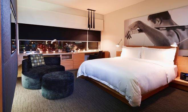 Le Germain Hotel Toronto Maple Leaf Square Image