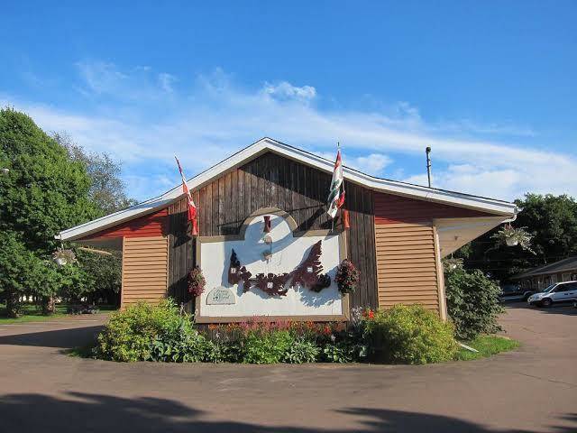 Shine motel