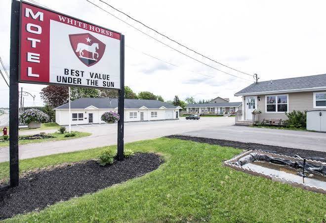The white horse motel