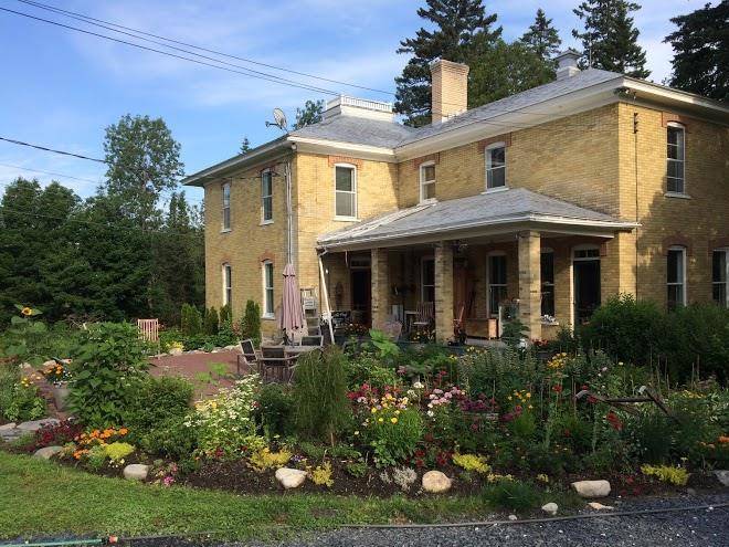 Auberge manoir taylor manor