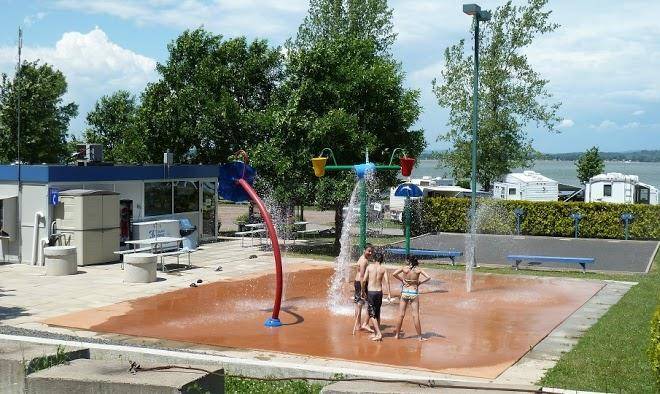 Camping cap a la roche