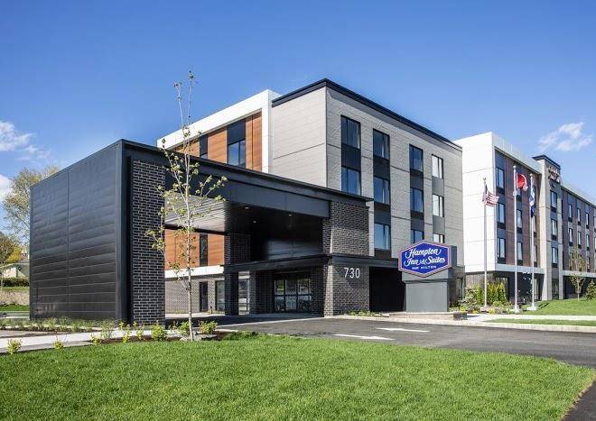 Hampton inn & suites by hilton beauport quebec