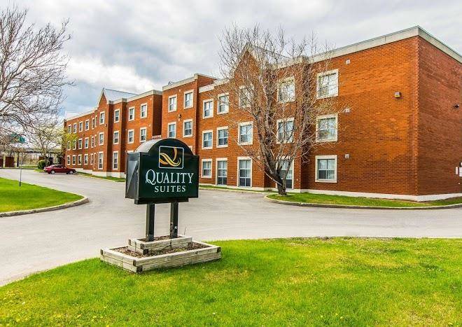 Quality suites quebec