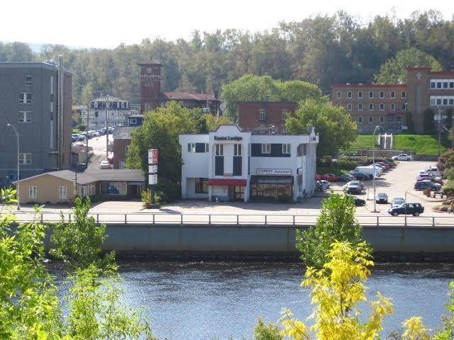 Econo Lodge La Malbaie