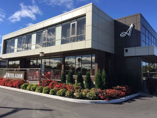 Adam motel