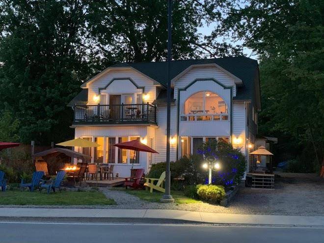 Kokomo inn ottawa riverfront bed and breakfast