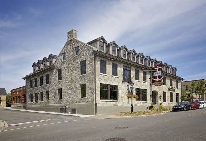 The british hotel restaurant and pub