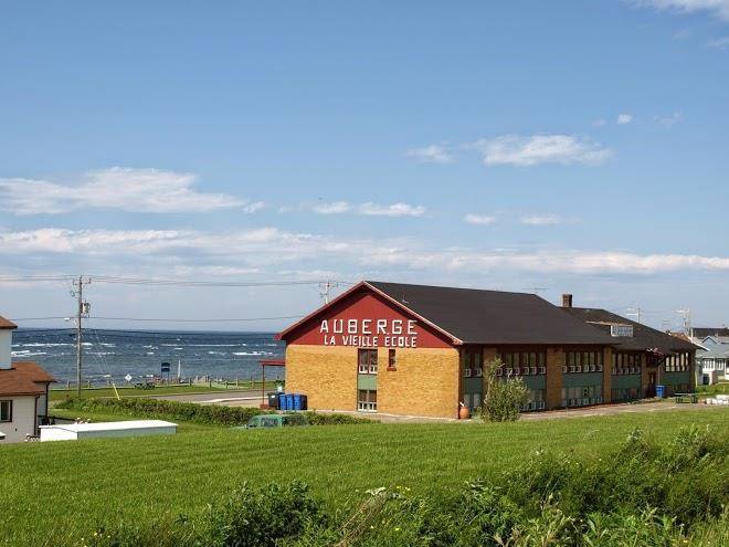 Auberge internationale sainte anne des monts la vieille ecole