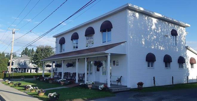 Le petit hotel