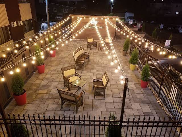 Auberge chomedey inn