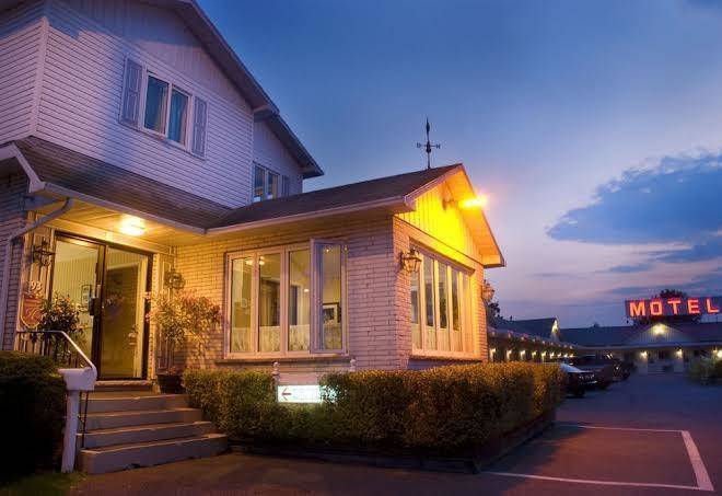 Motel belle riviere