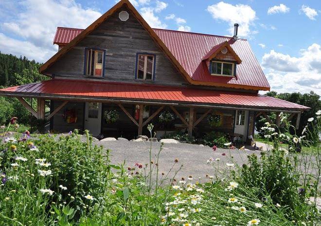 La Vieille Ferme Un P'tit Marche Fermier Image