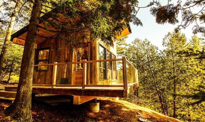 Kayak cafe rafting and traditional lodging