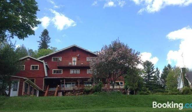 Parker's lodge