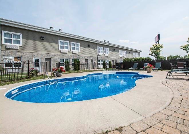 Econo Lodge inn & Suites Montmagny