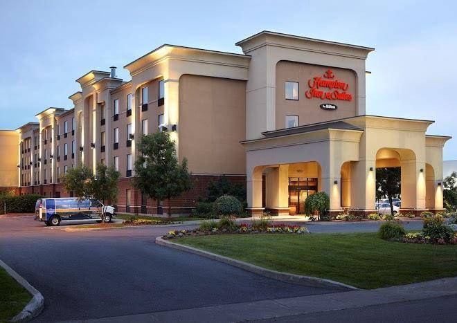 Hampton inn & suites by hilton montreal dorval