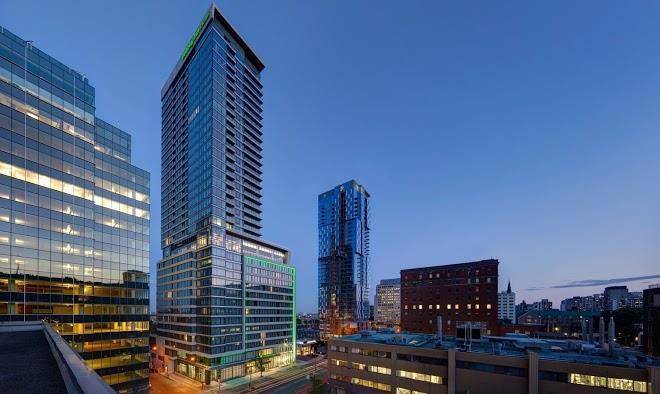 Holiday Inn & Suites Montreal Centre Ville Ouest Image