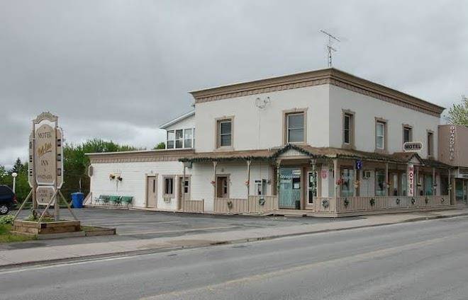 Motel Bel Eau Inn Image